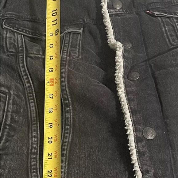 Levi’s Sherpa Denim Jacket Size Medium Brand New - Picture 13 of 15